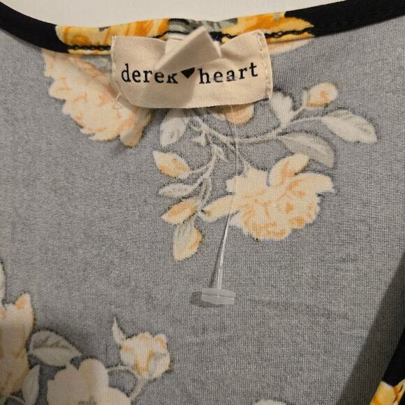 Derek Heart Women’s Floral Wrap Dress Long Sleeve Size Small Casual - Picture 4 of 9